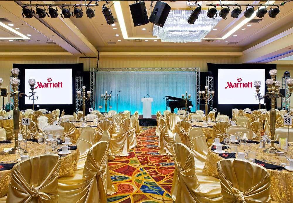 Toronto Airport Marriott Hotel Exterior foto