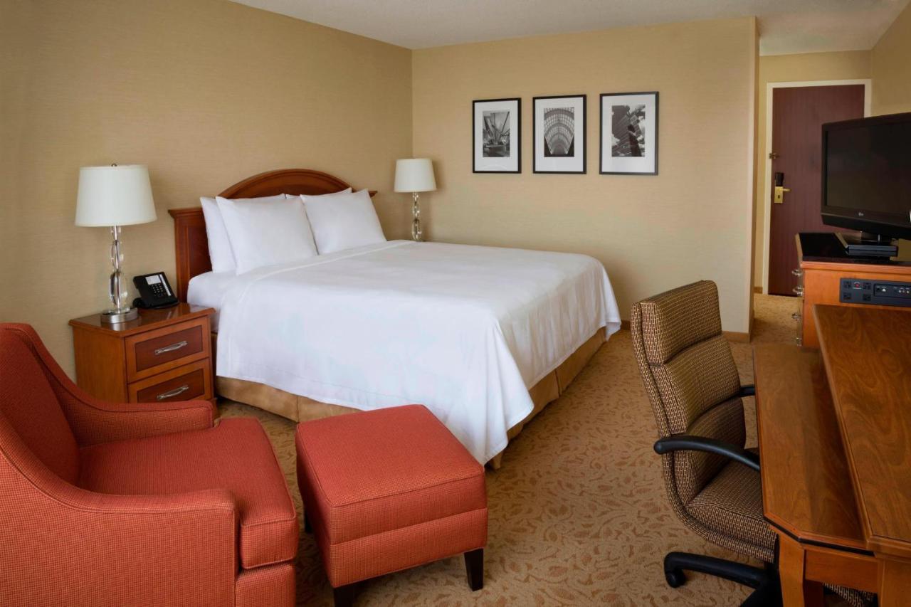 Toronto Airport Marriott Hotel Exterior foto