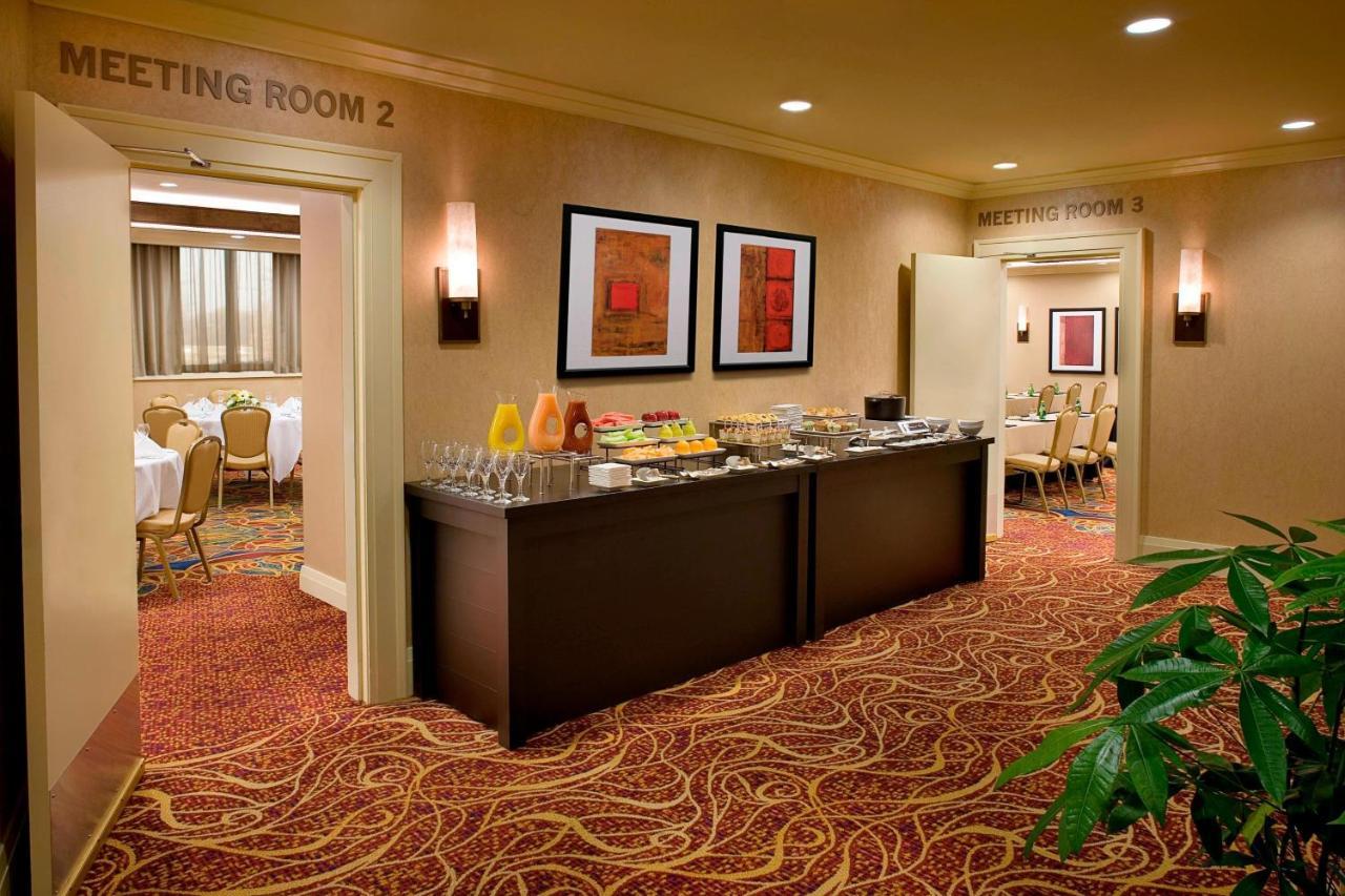 Toronto Airport Marriott Hotel Exterior foto